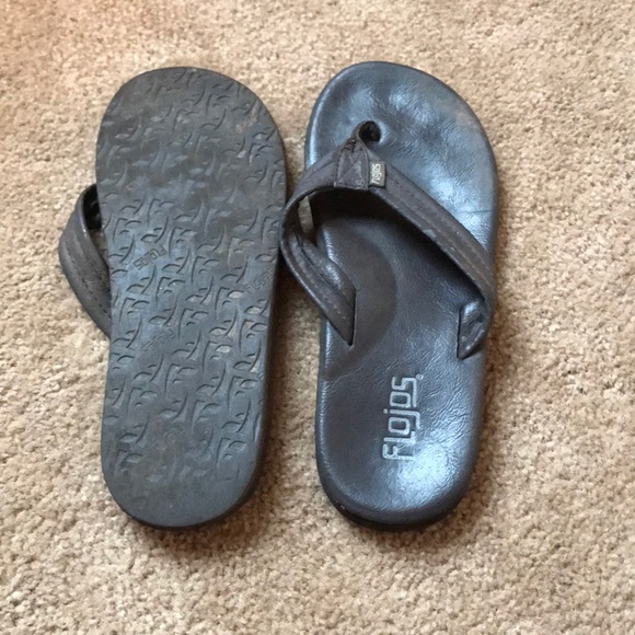 Leather flip flops 🌸 - Picture 2 of 2